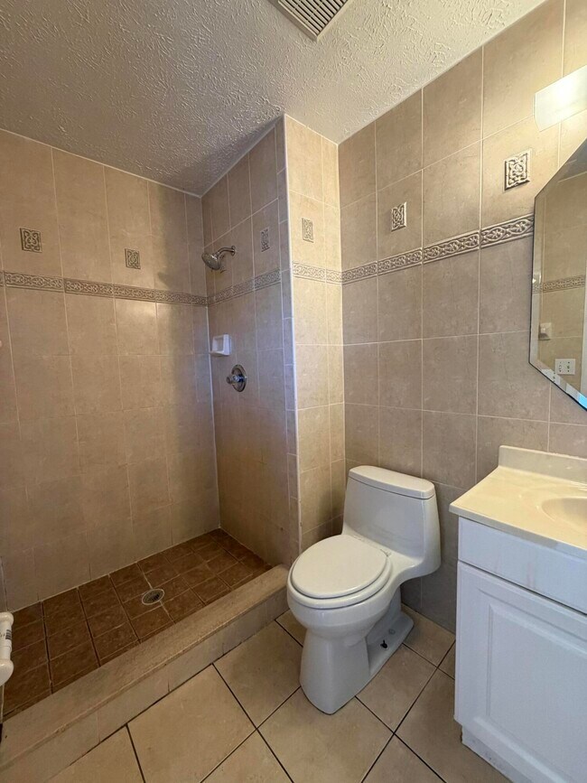 Foto del edificio - 3802 SW Kocerik St