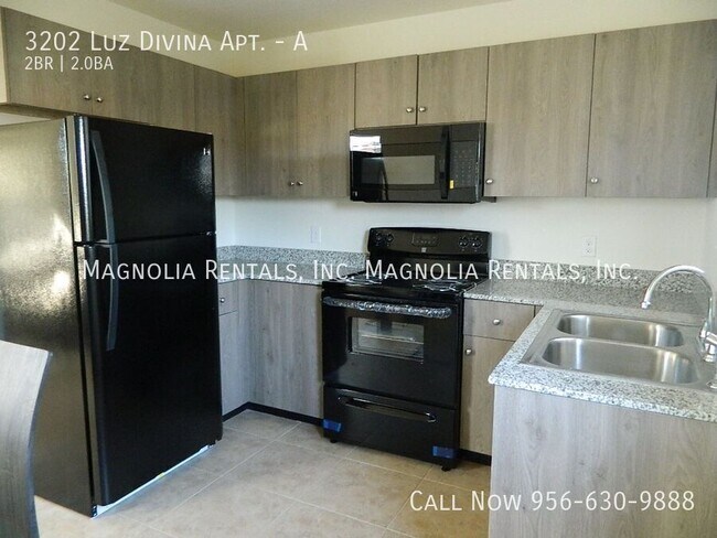 Foto del edificio - Tulipan Villas Apartments