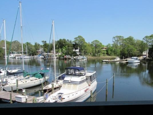 Primary Photo - 300 Yacht Club Dr
