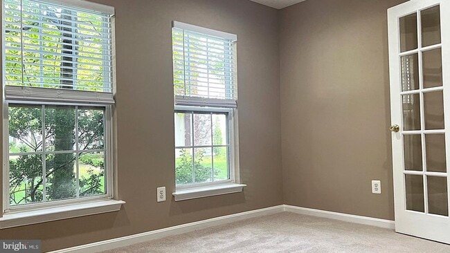 Foto del edificio - 44314 Cornish Ln