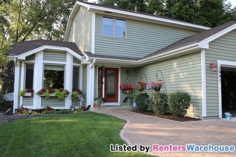 Foto principal - 2441 Lost Lake Rd