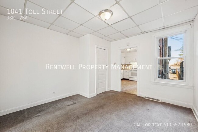 Building Photo - 1041 Toll St