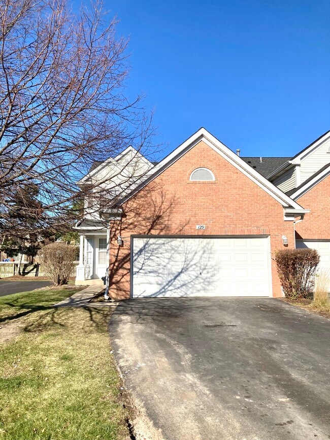 129 Tara Ln, West Chicago, IL 60185 Townhome Rentals in West Chicago IL