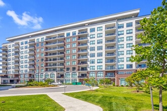 Building Photo - 460 Callaway Rd