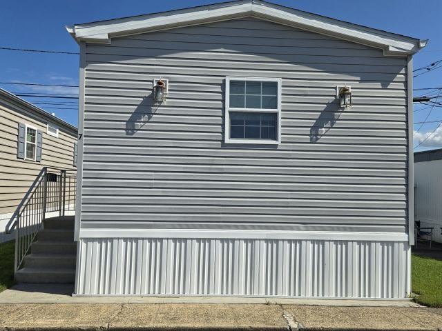 Primary Photo - 7 Coke Ave