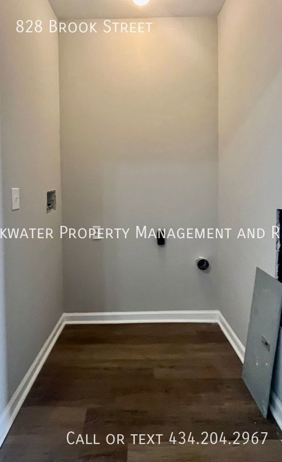 Building Photo - Renovated 3 Bedroom Home in Lynchburg!