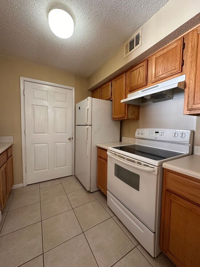Foto del edificio - Spacious 1B/1B in the Heart of Destin!