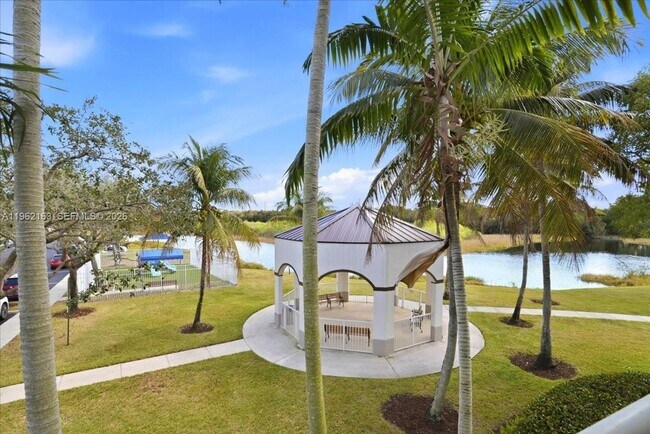 Foto del edificio - 4435 SW 160th Ave