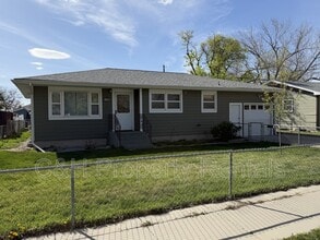 Building Photo - 1126 Lendel Ln