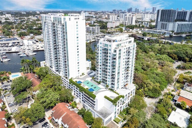 Foto del edificio - 1871 NW S River Dr