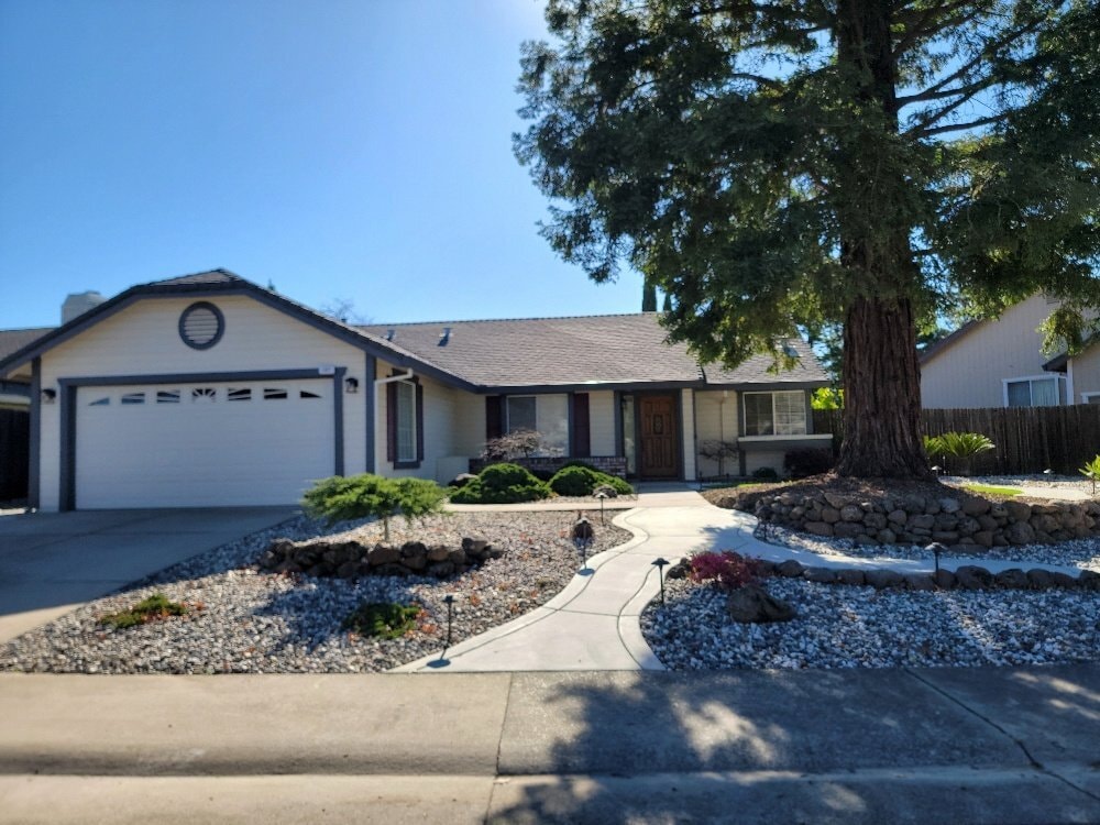 Charming singlefamily home in Briggs Ranc... Apartment for Rent in