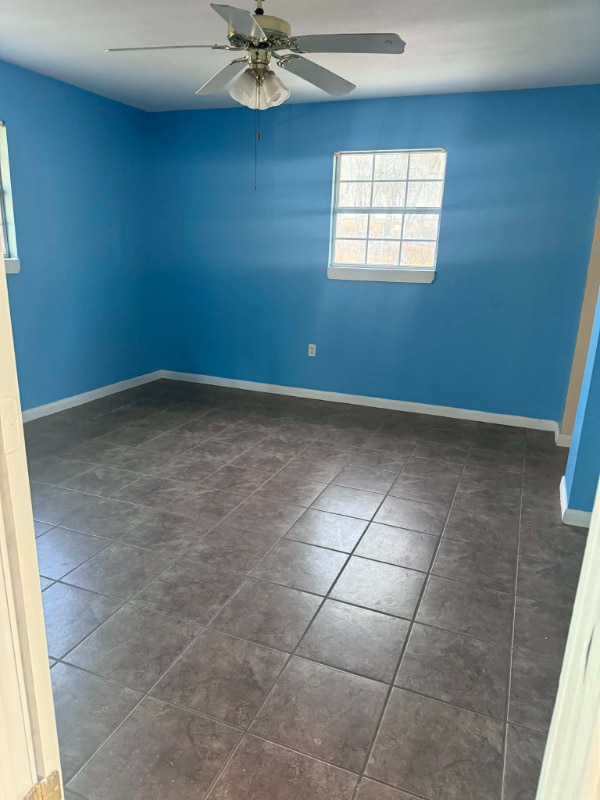 Building Photo - 3449 Mathis Cir