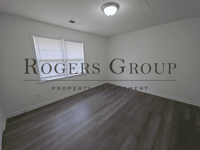 Foto del edificio - #450 - 228-230 Wilmington Ave Duplex
