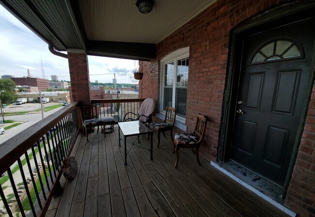 Balcony - 1838 Washington St