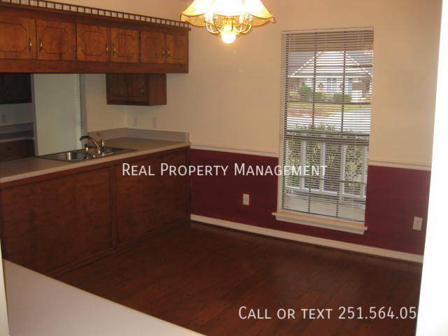 Building Photo - 531 Cheryil Ln