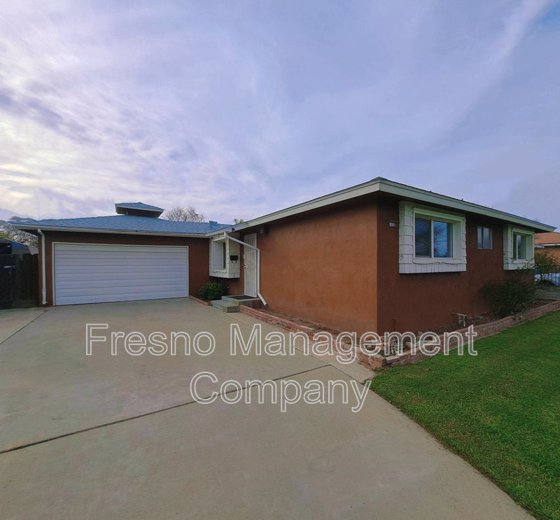 Foto principal - 1419 N Winery Ave