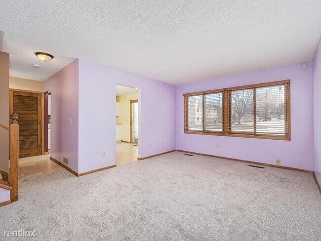 Foto del edificio - 479 Pleasure Creek Dr