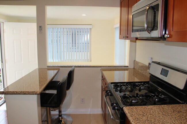 Foto del edificio - 125 Carr Dr