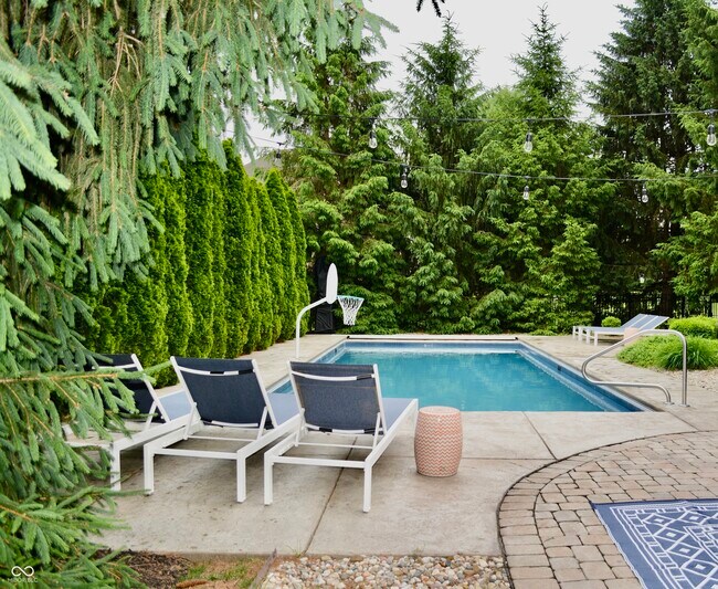 Foto del edificio - 6862 Riverside Way