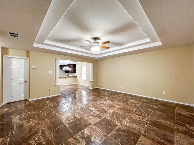 Building Photo - 4409 Gloria Dr