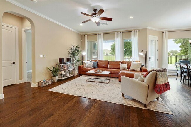 Building Photo - 120 Camp Verde Dr