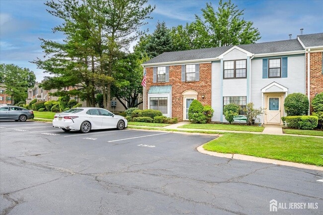 Foto del edificio - 369 Bromley Pl