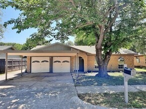 Building Photo - 6804 Echo Hill Dr