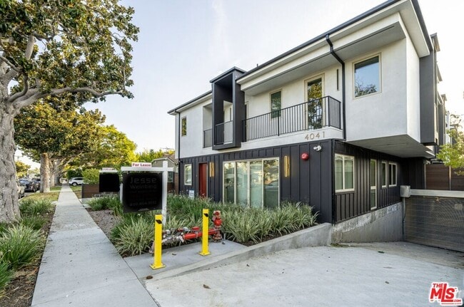 Foto del edificio - 4041 Sawtelle Blvd