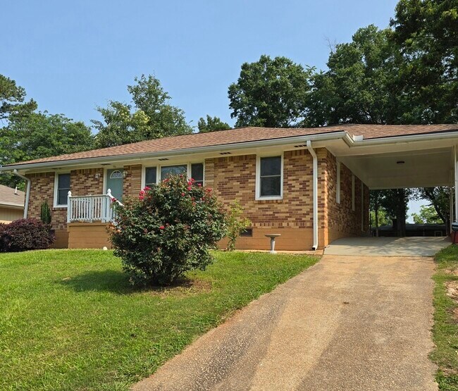 Foto del edificio - 2142 Brannen Rd SE