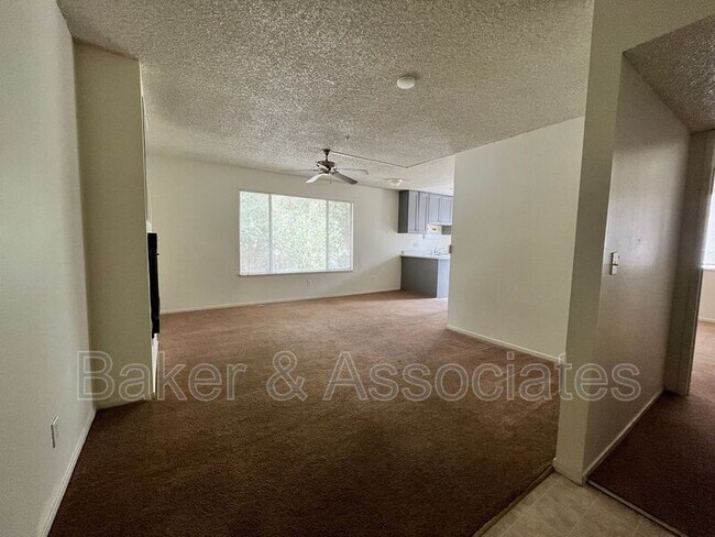 Building Photo - 1017 Civic Center Dr