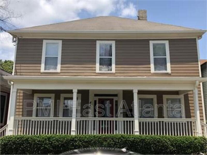 Photo - 486 Old Wheat St NE