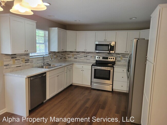 Foto del edificio - 4 br, 2.5 bath House - 966 E Market