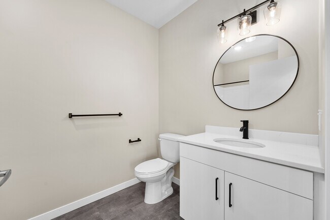 2 Bedroom 2B-2 Model Unit - Cannery Square