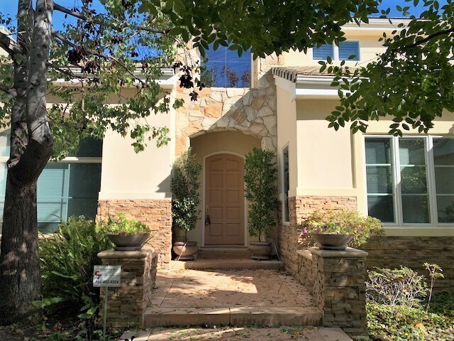 Building Photo - 3930 Coral Pl