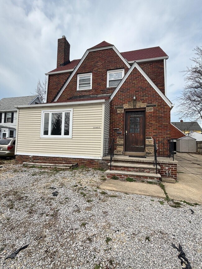 Foto del edificio - 18603 Arrowhead Ave