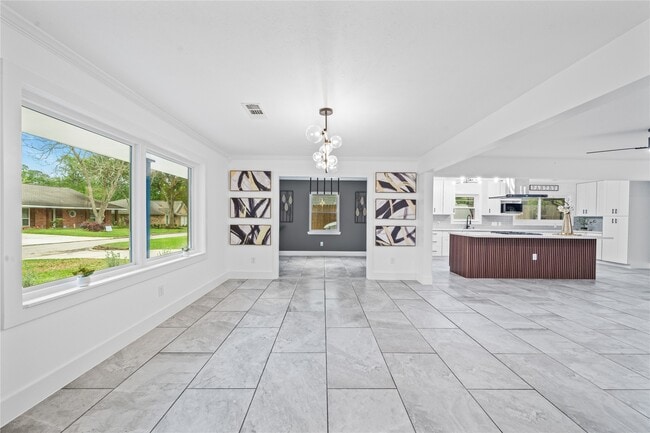 Foto del edificio - 1206 Timber Ln
