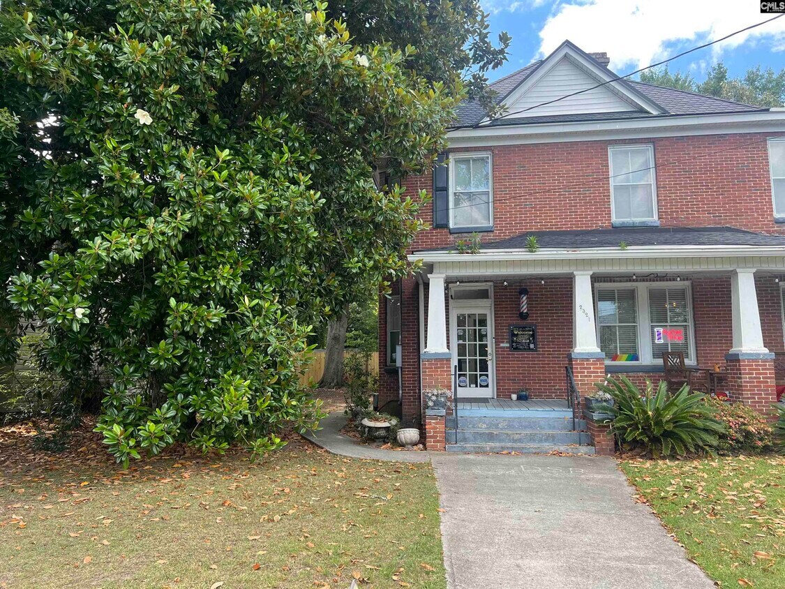 Primary Photo - 2321 Devine St