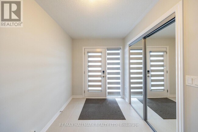 Building Photo - 1198 Greentree Path