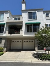 Building Photo - 430 Navaro Pl