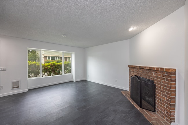 Interior Photo - Crestview Townhomes