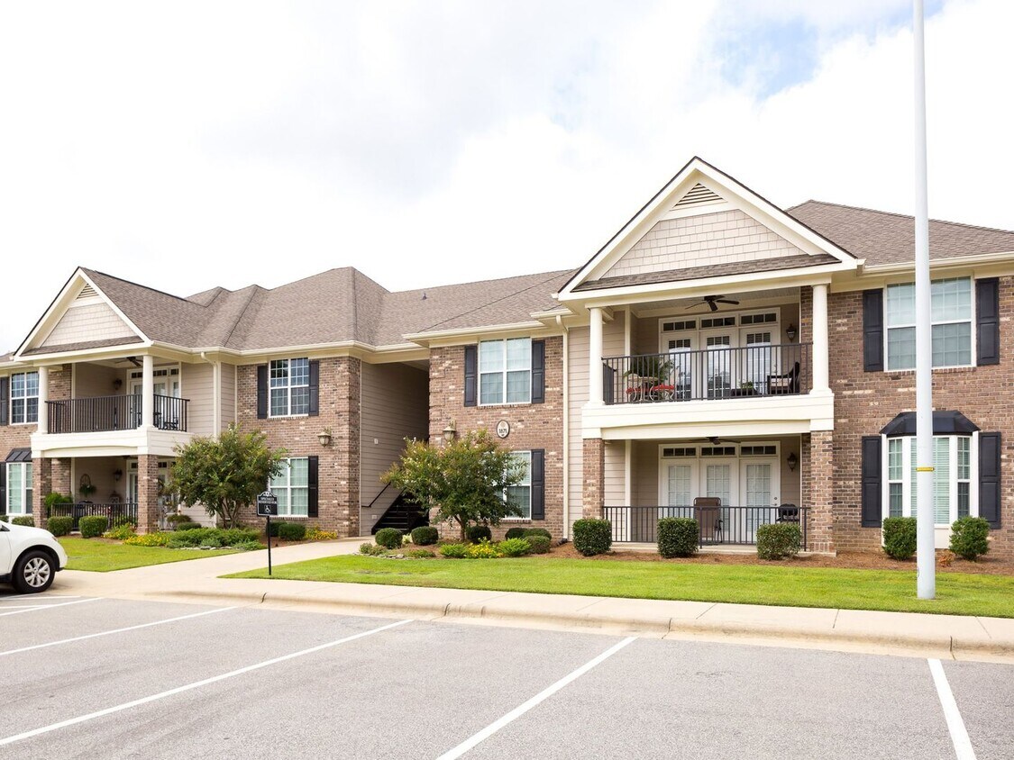 Foto principal - Beautiful 3 Bed 2 Bath Condo with Communit...