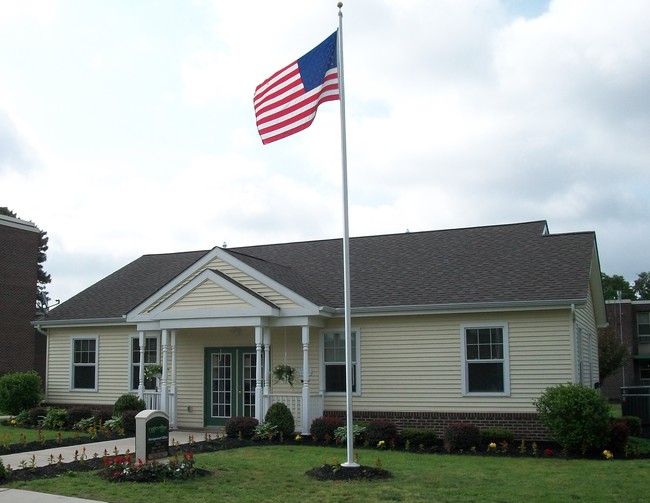 Building Photo - Oakview Apartments