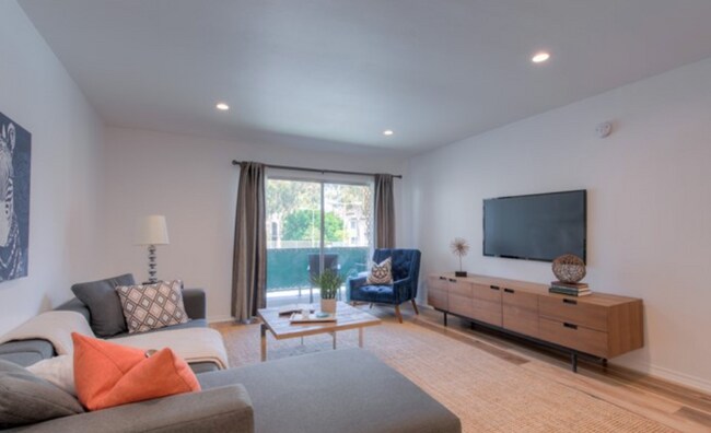 Foto del edificio - 5460 White Oak Ave