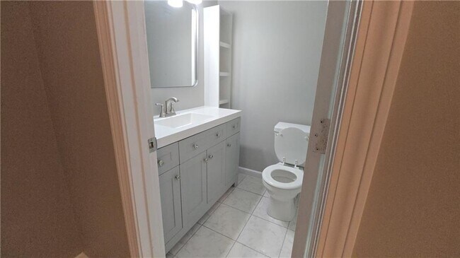 Foto del edificio - 655 Hunting Creek Ln SE