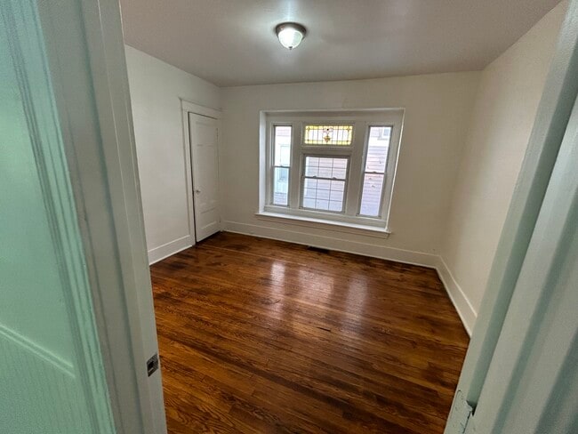 Building Photo - 651 Garson Ave