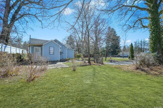 Building Photo - 427 Browns Rd