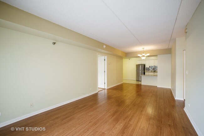 Foto del edificio - 3303 Grove Ave