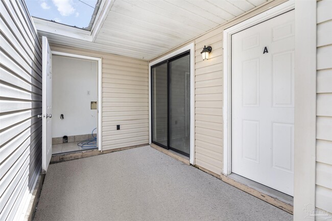 Building Photo - 6366 W Fairfield Dr