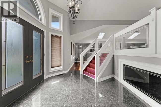 Building Photo - 3566 Whiteside Dr
