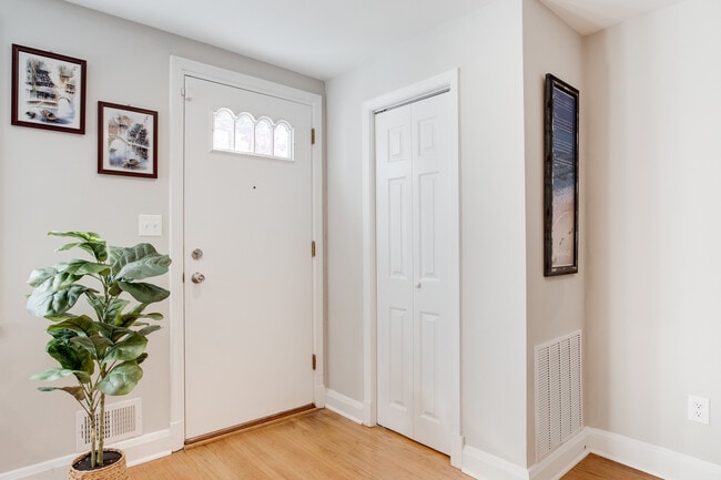 Main entrance - 7840 Hillsway Ave